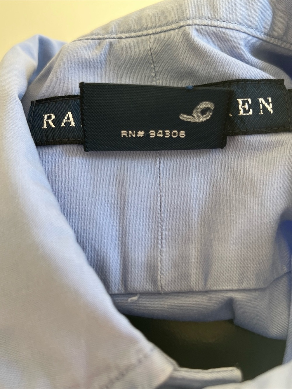 Ralph Lauren Women’s Slim Fit Pale Blue Button-Down Shirt - Picture 9 of 10